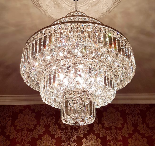 Cathy kristálycsillár, Cathy Crystal Chandelier