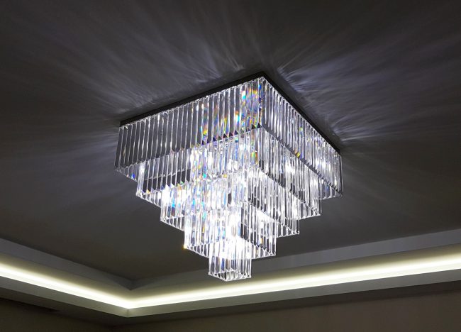 Pyramid kristálycsillár, Pyramid chrystal chandelier